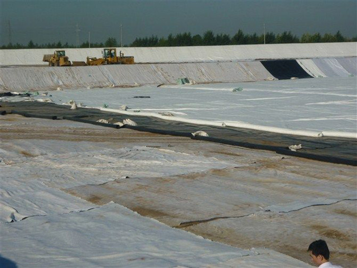垃圾填埋場(chǎng)覆蓋防滲膜選擇